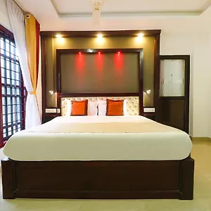 Fabhotel Harshavardhana Perambara Hotel Kizhake Chalakudi